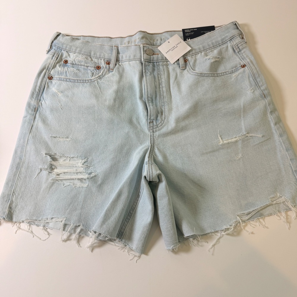 American Eagle Super High Rise Strigid 6 Relaxed Distressed Denim Shorts 14